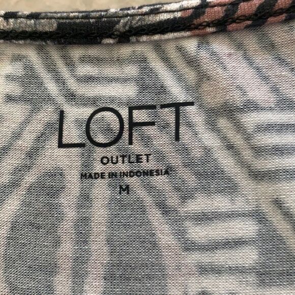 LOFT Sleeveless Knot Front Top NWT - Picture 6 of 6